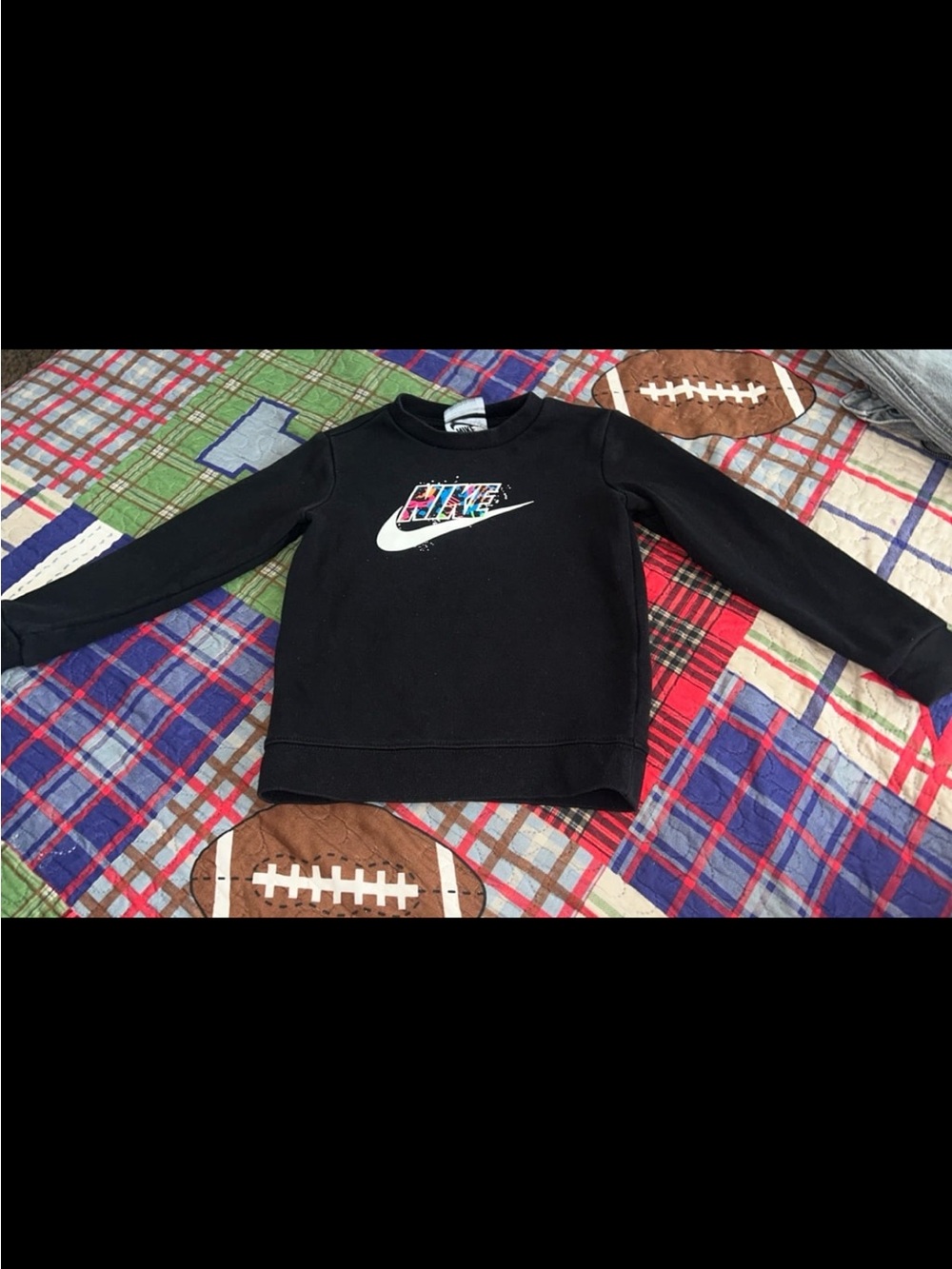 Boy’s Nike crew neck 4t